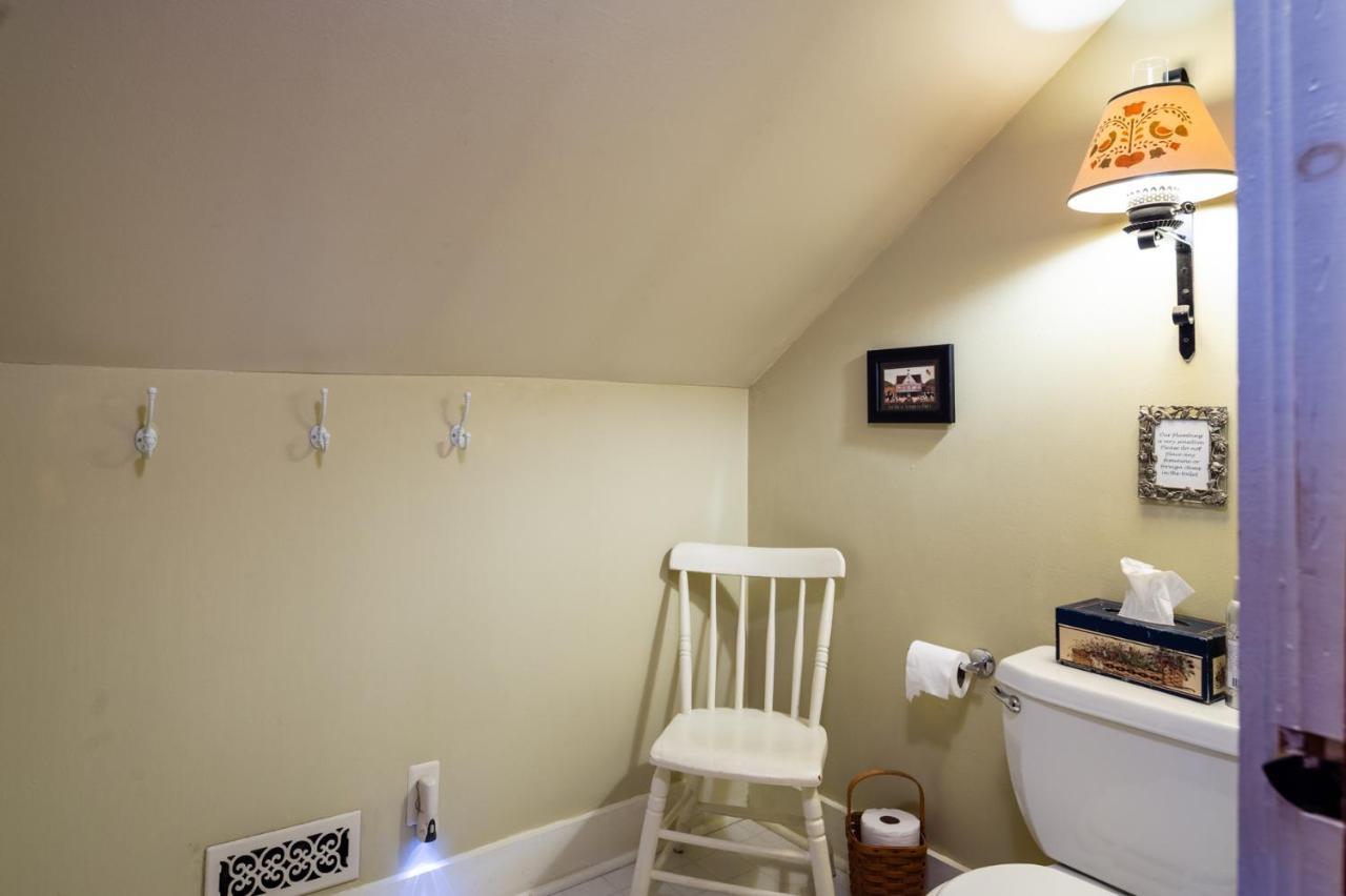 The Pines Of Dresden Bed & Breakfast エクステリア 写真