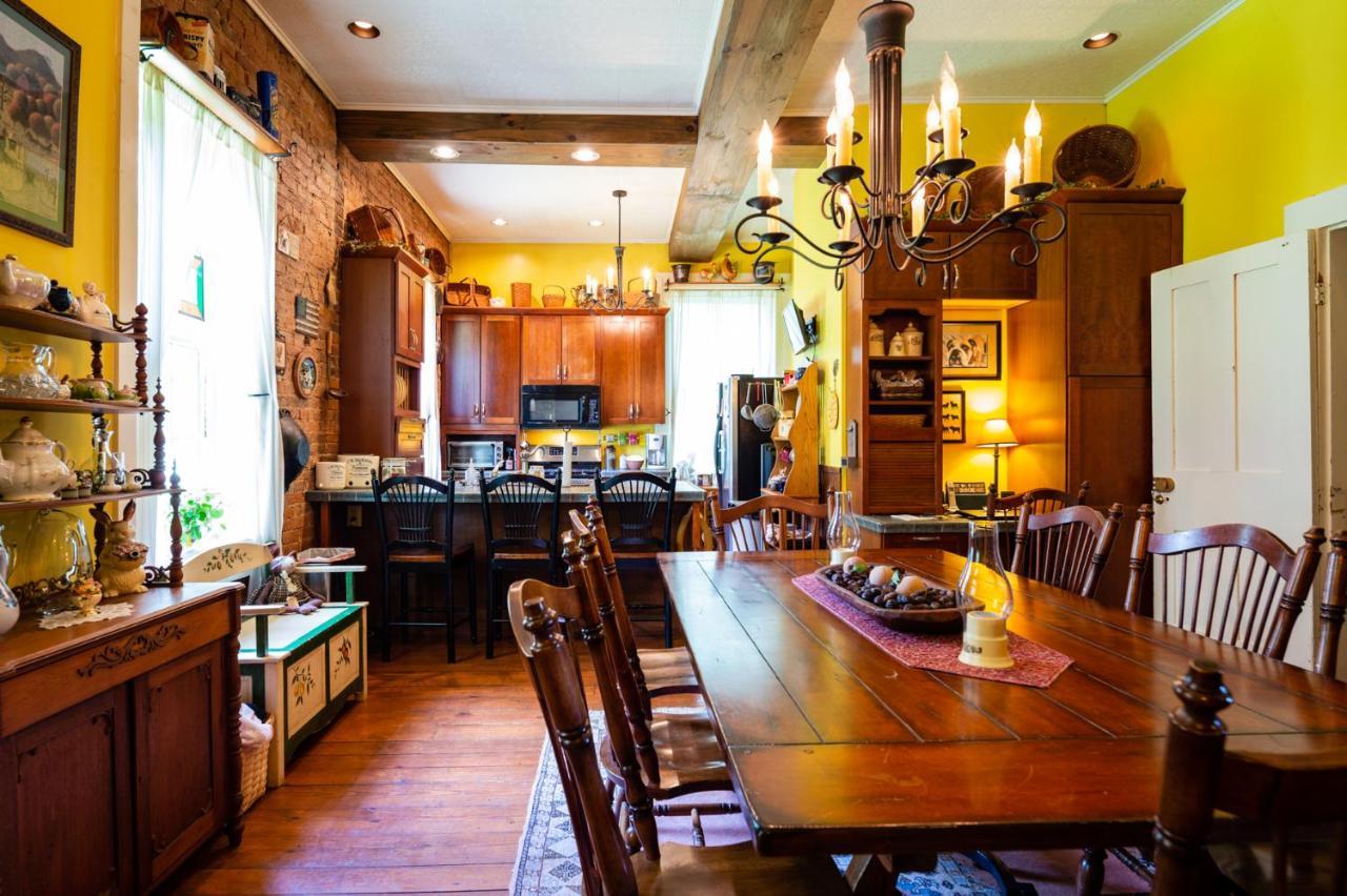 The Pines Of Dresden Bed & Breakfast エクステリア 写真