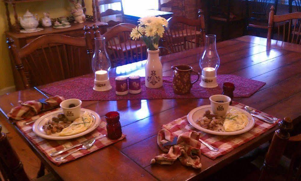 The Pines Of Dresden Bed & Breakfast エクステリア 写真